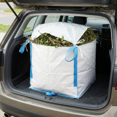 Garden Waste Bag fits in car