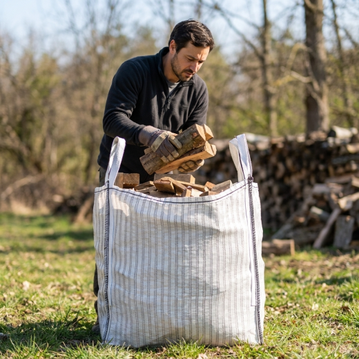 Fully ventilated log bag